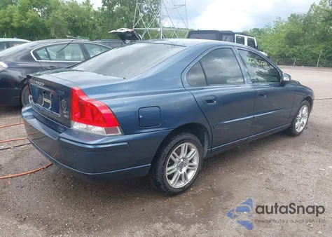 2007 Volvo S60 2.5T z USA, uszkodzony, nr VIN YV1RH592472612213